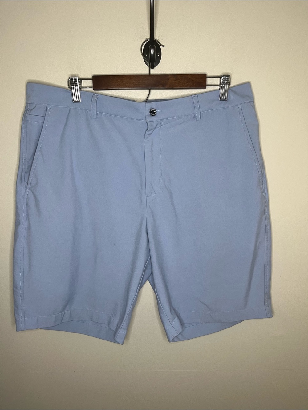 Dunning Golf Shorts Men’s Light Blue Performance Stretch Size 36 Chino EUC